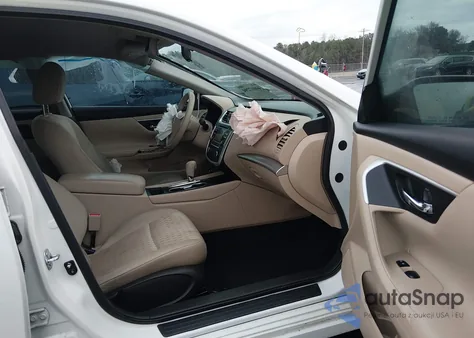 2016 Nissan Altima 2.5 S из США, поврежденный, VIN 1N4AL3AP3GN320974